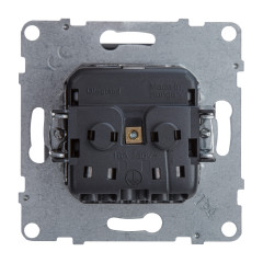 SUNO Розетка 2К+З шт. авт. Алюминий Legrand 721320